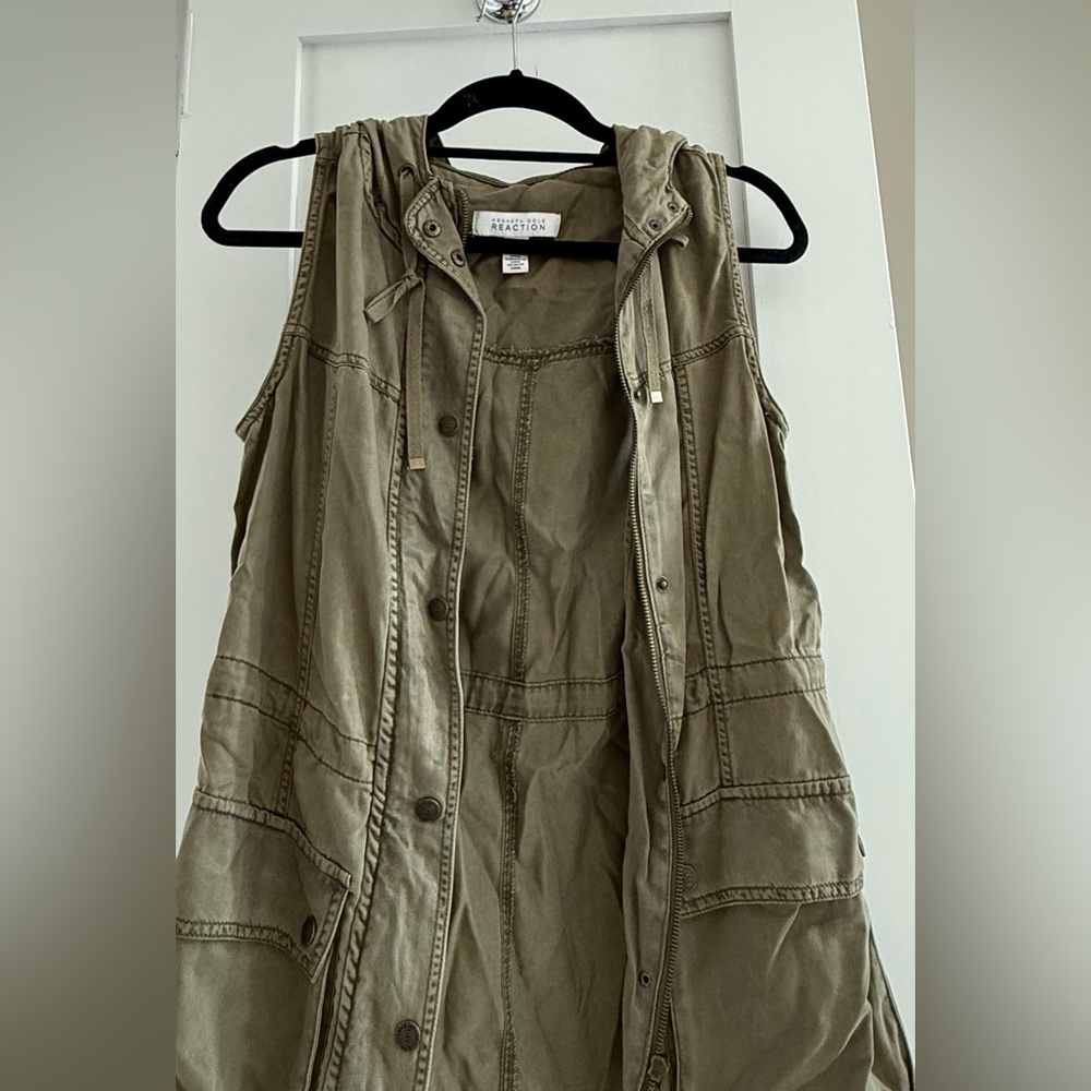 Kenneth Cole Reaction Khaki Utility Vest